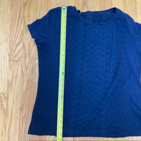 Talbots Navy eyelet front crew neck tee shirt size M - Picture 6 of 6